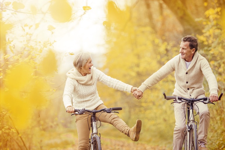 aging-couple-on-bikes